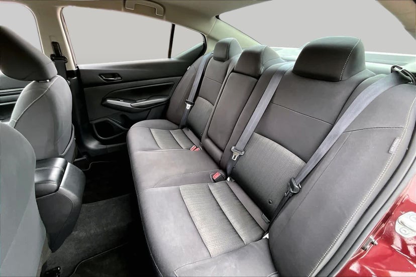 2025 Nissan Altima - Image 21