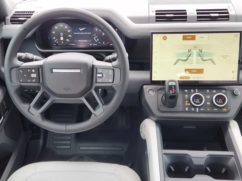 2026 LAND ROVER Defender 130 - Image 26
