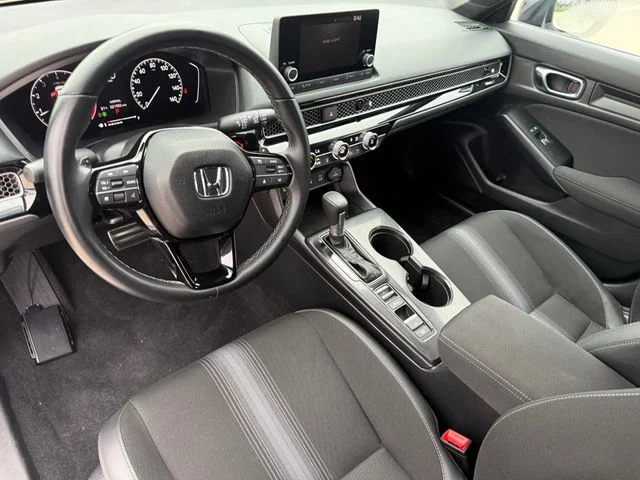 2025 Honda Civic - Image 10