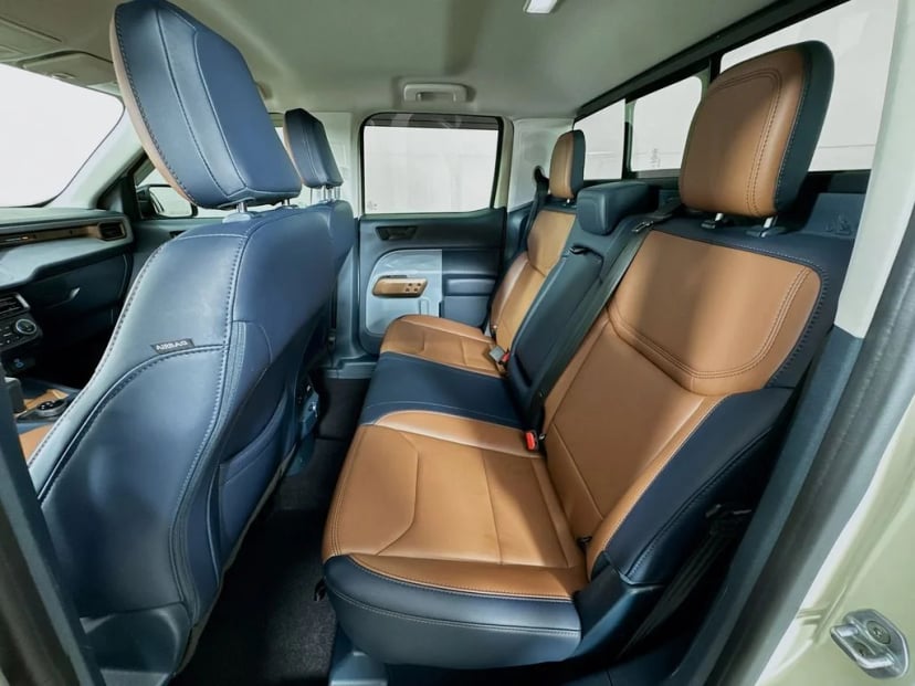 2024 Ford Maverick - Image 28