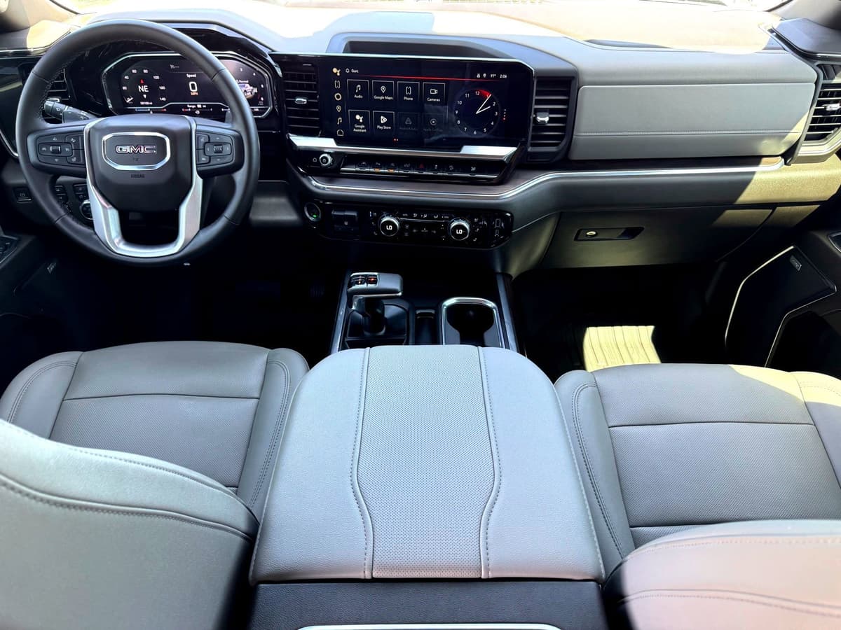 2023 GMC Sierra 1500 - Image 23