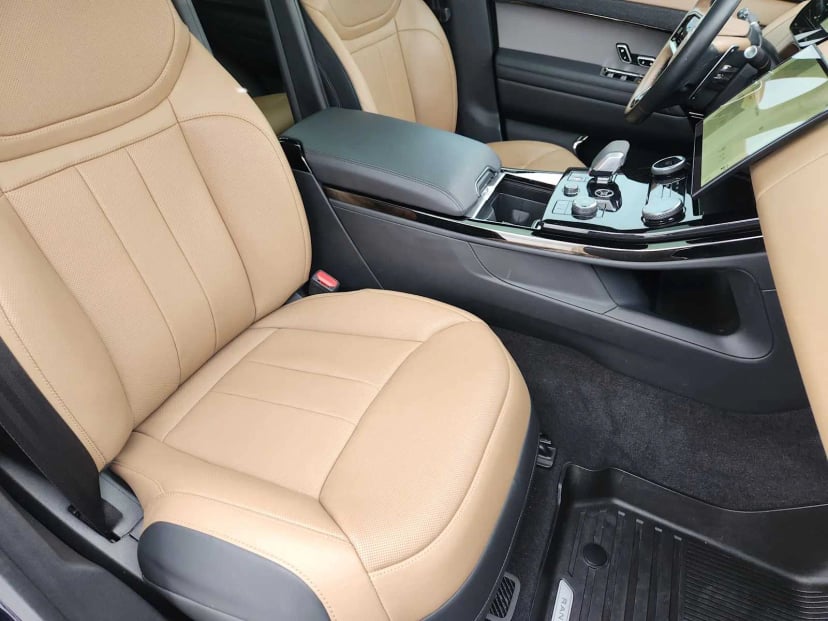 2023 Land Rover Range Rover Sport - Image 14