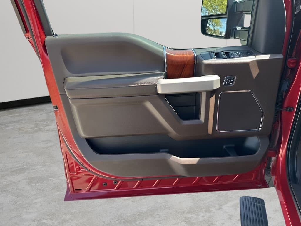 2021 Ford F-250SD - Image 25