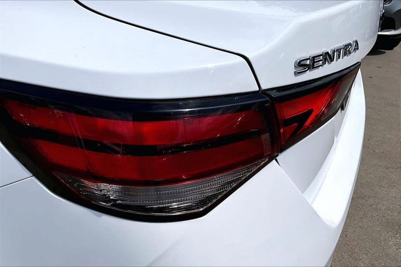 2022 Nissan Sentra - Image 27