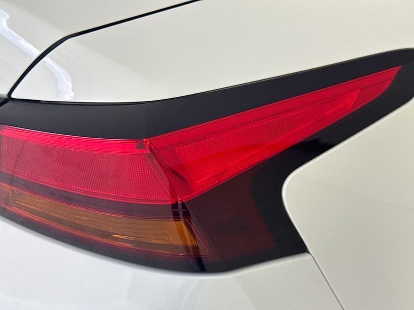 2025 Nissan Altima - Image 30