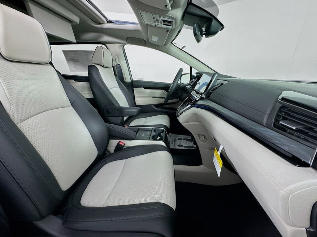 2026 HONDA Odyssey - Image 40