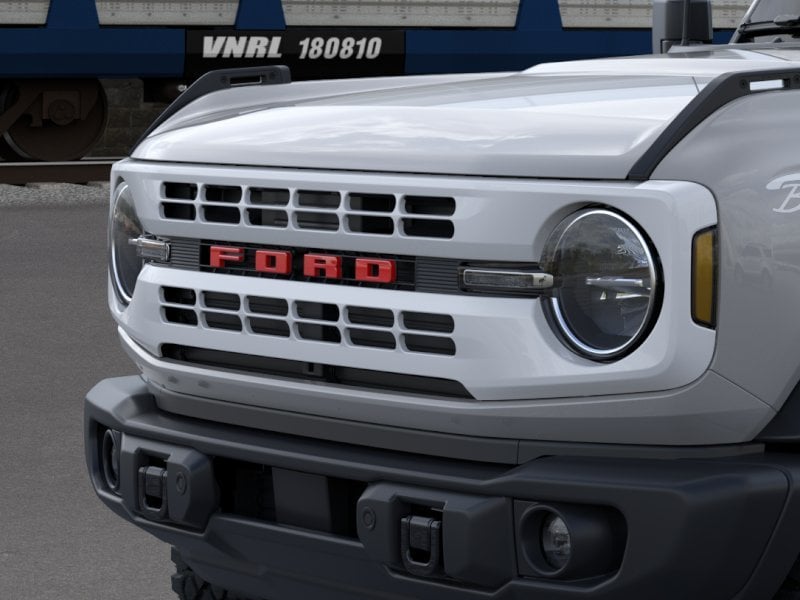 2026 Ford Bronco - Image 32