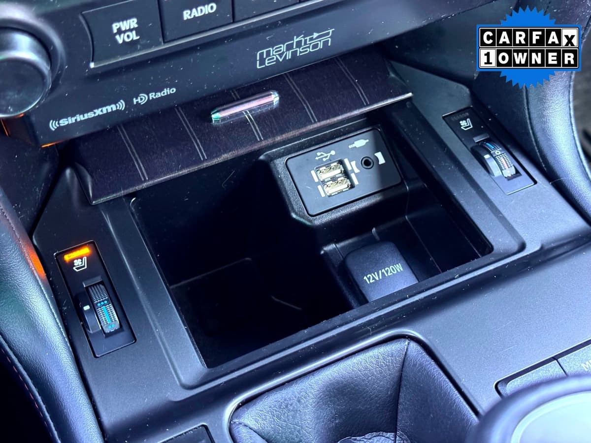 2022 Lexus GX - Image 32