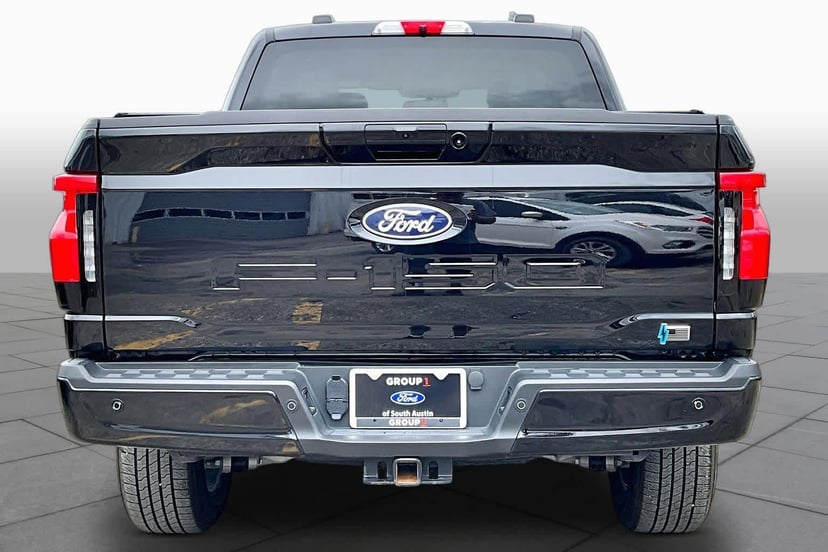 2025 Ford F-150 Lightning - Image 3