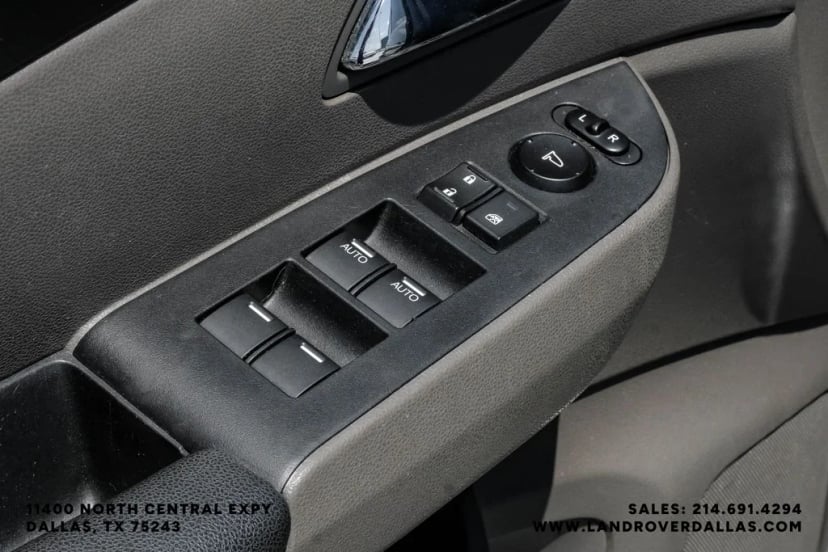 2017 Honda Odyssey - Image 42