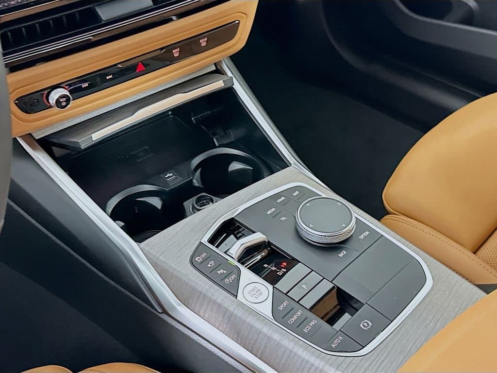 2026 BMW 3 Series - Image 15