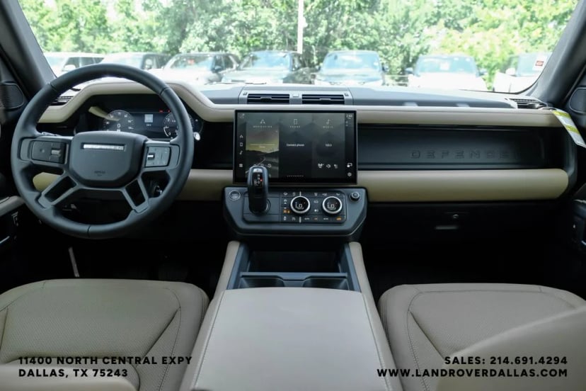2026 Land Rover Defender 110 - Image 15