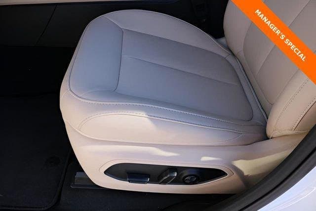 2025 Jeep Grand Cherokee L - Image 12