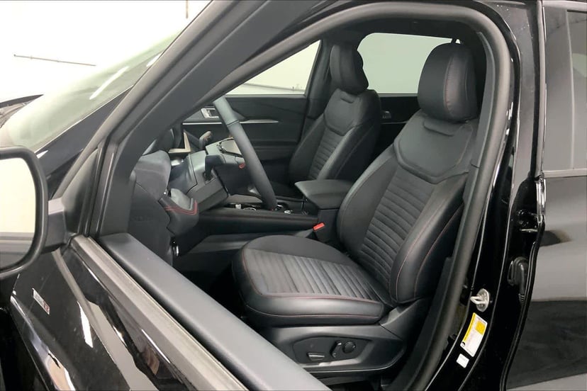 2026 Ford Explorer - Image 8