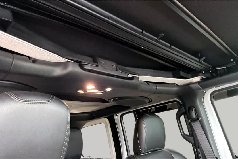 2021 Jeep Wrangler - Image 13