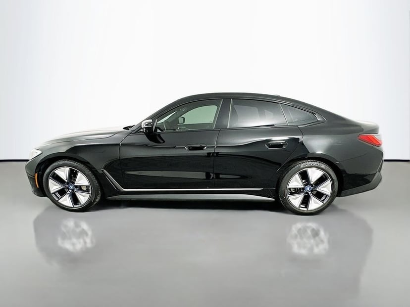 2023 BMW i4 - Image 8