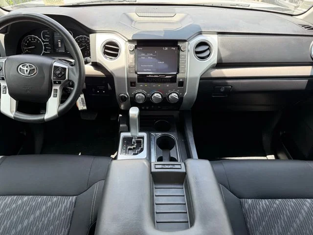 2021 Toyota Tundra - Image 22