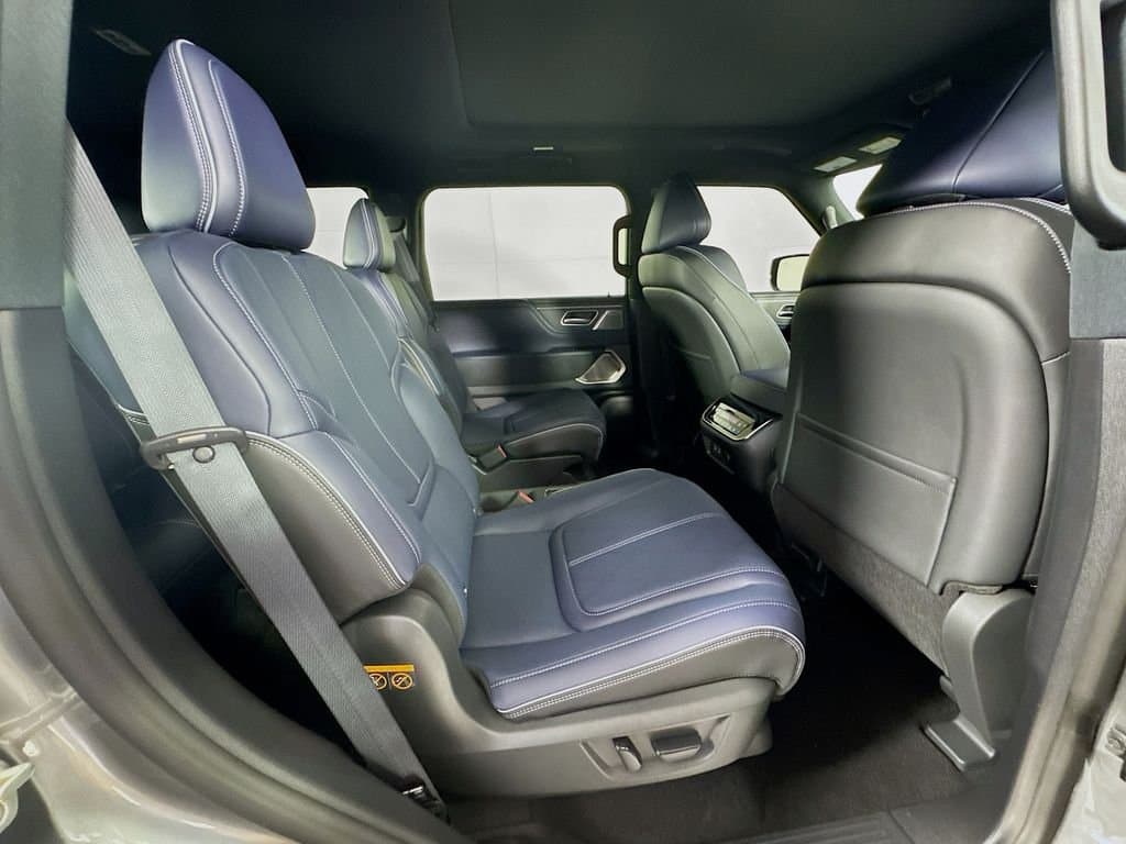 2026 INFINITI QX80 - Image 36