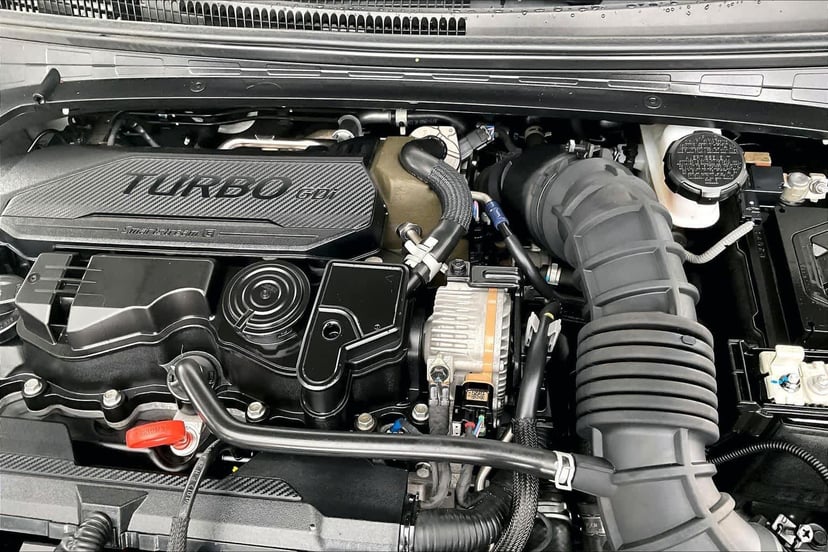 2022 Hyundai Elantra - Image 33