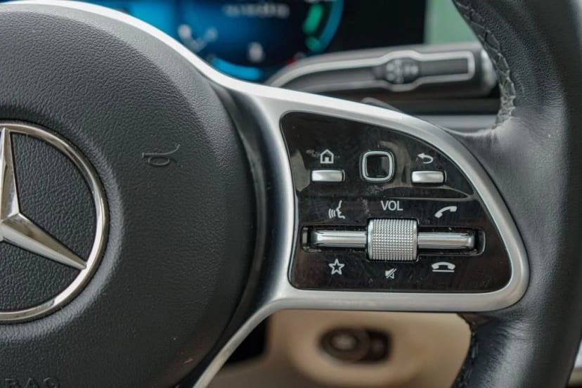 2022 Mercedes-Benz GLE - Image 21