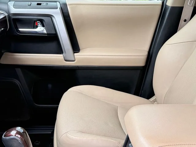 2017 Toyota 4Runner - Image 9