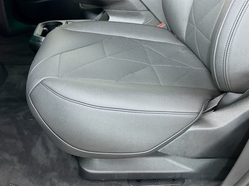 2024 BMW iX - Image 20