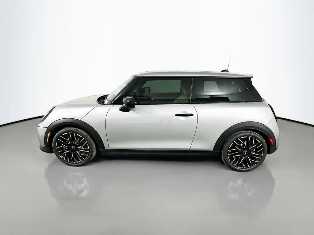 2026 MINI COOPER - Image 9