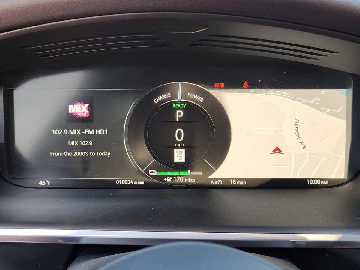 2023 Jaguar I-PACE - Image 10