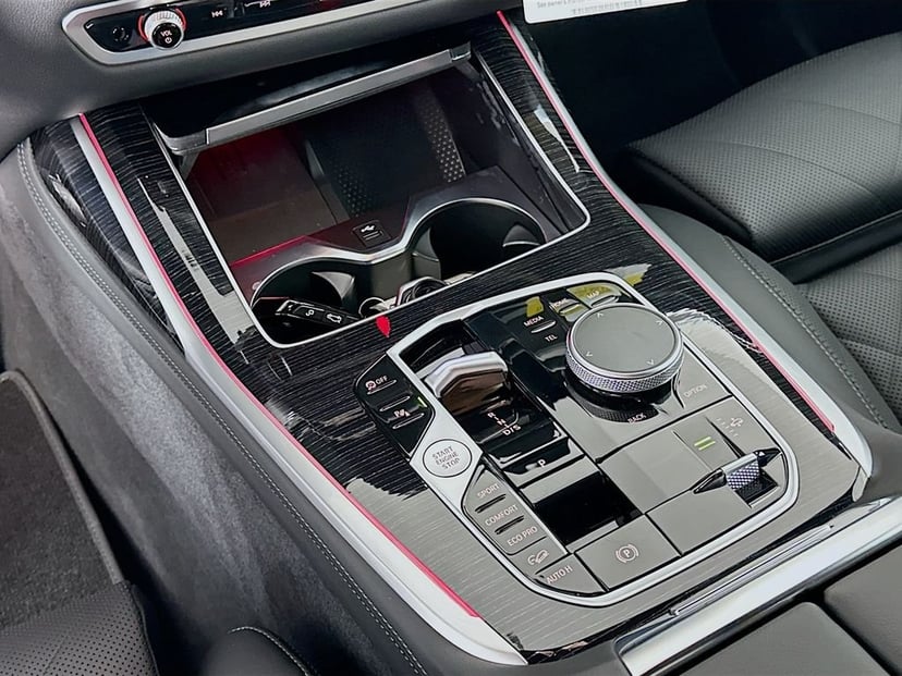 2026 BMW X7 - Image 15