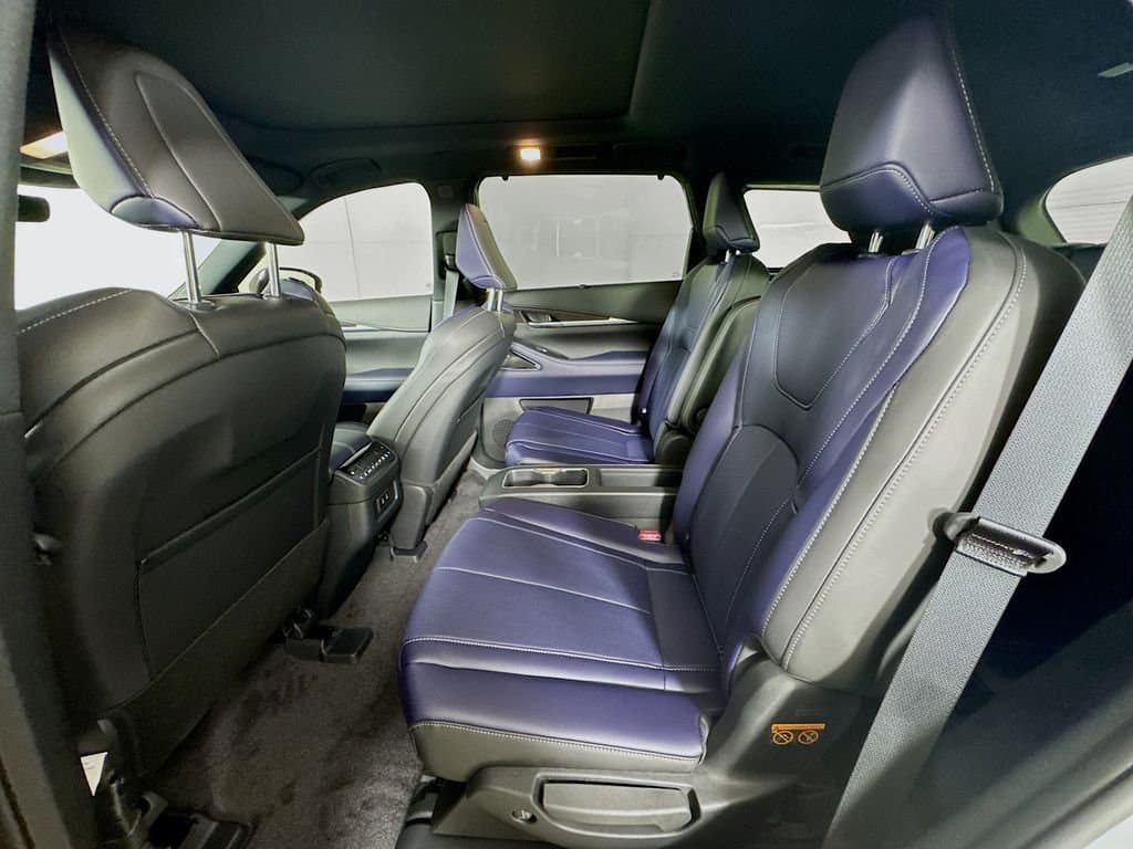 2026 INFINITI QX60 - Image 30