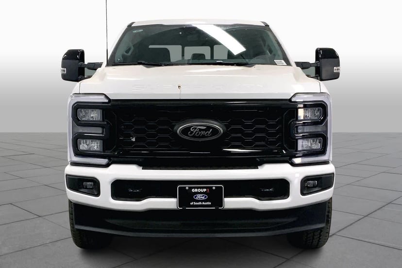 2026 Ford Super Duty - Image 3