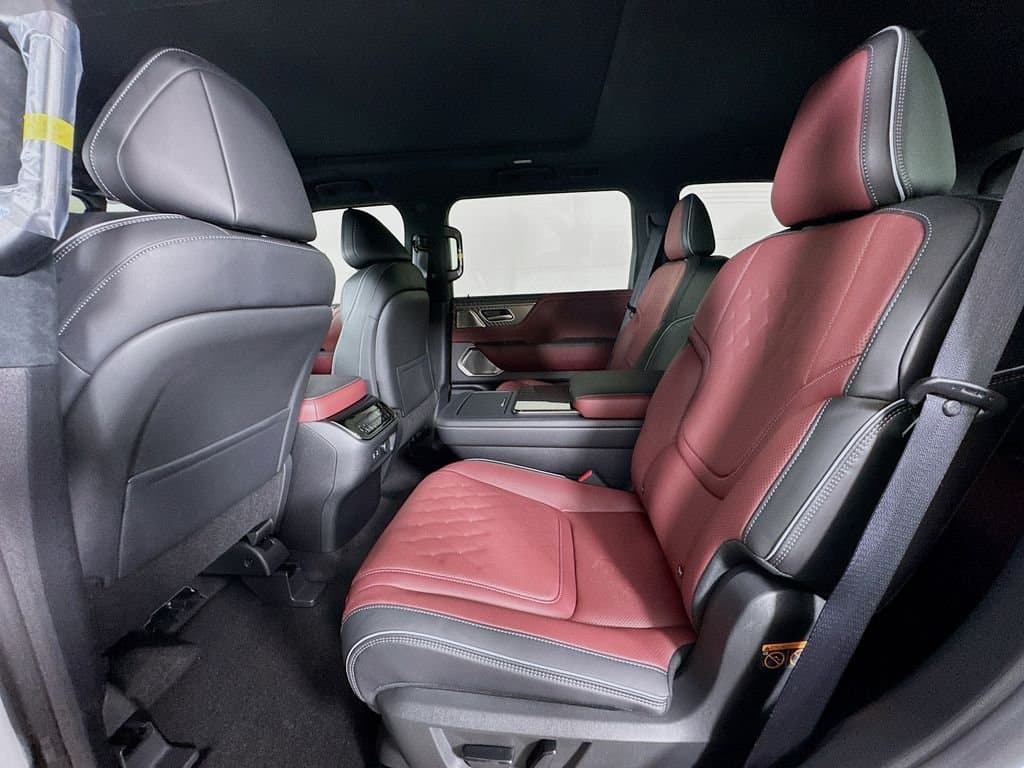 2026 INFINITI QX80 - Image 30