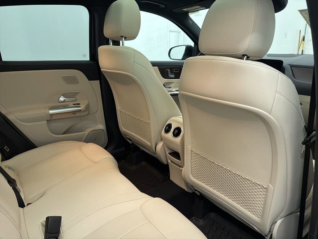 2026 MERCEDES-BENZ GLA - Image 60