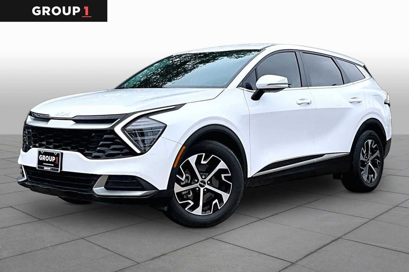 2024 Kia Sportage - Image 1