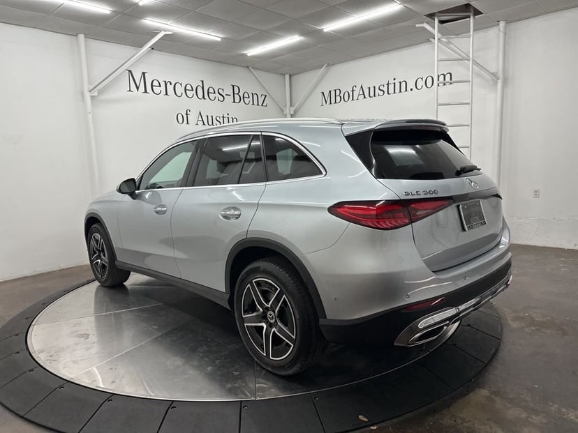 2026 Mercedes-Benz GLC - Image 5