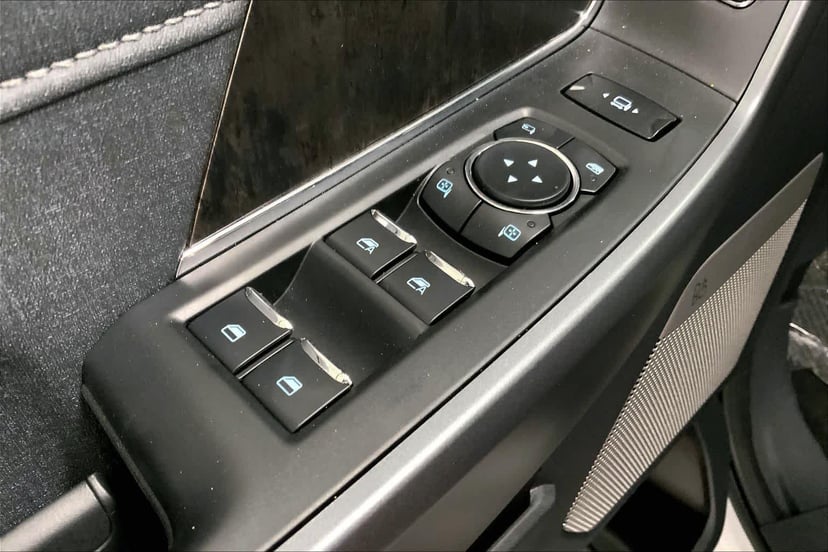 2026 Ford Super Duty - Image 17