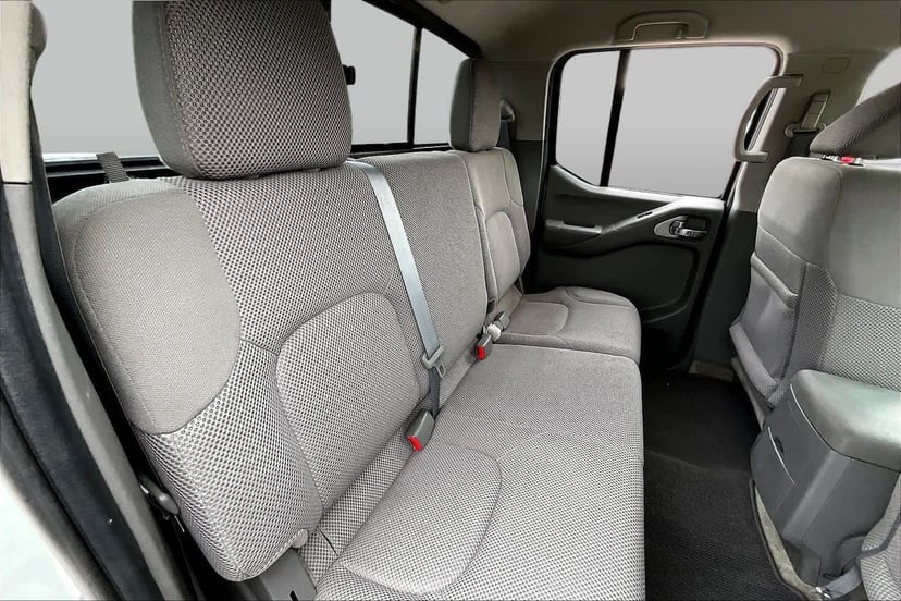 2017 Nissan Frontier - Image 20