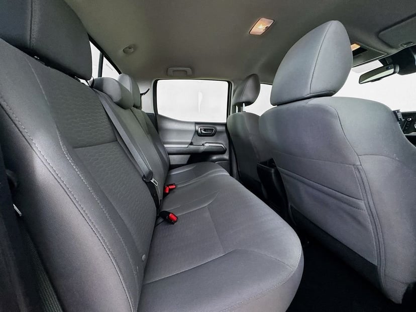 2018 Toyota Tacoma - Image 31
