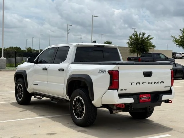 2025 Toyota Tacoma Hybrid - Image 3
