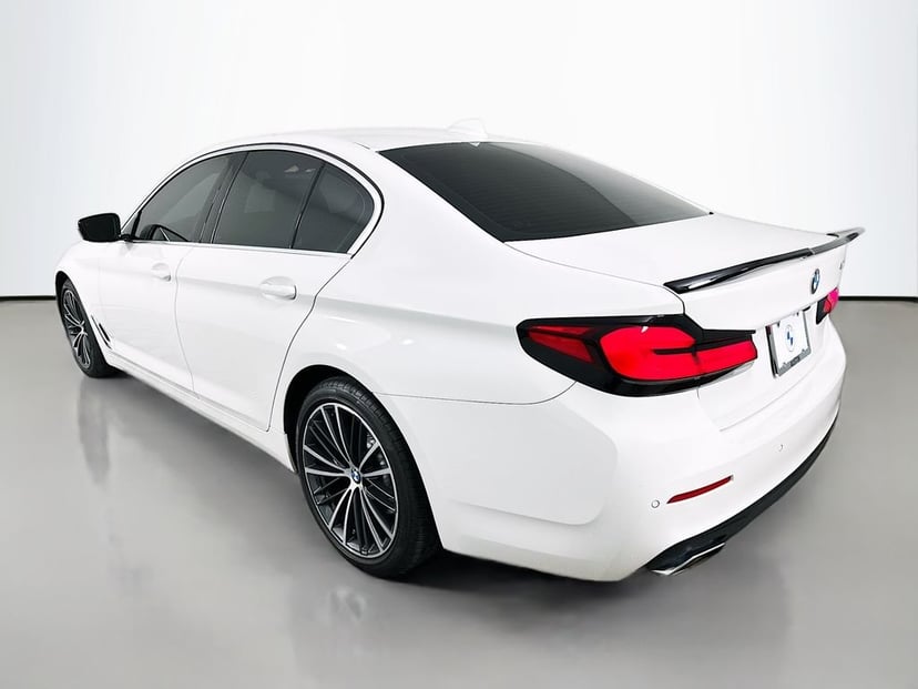 2023 BMW 5 Series - Image 7