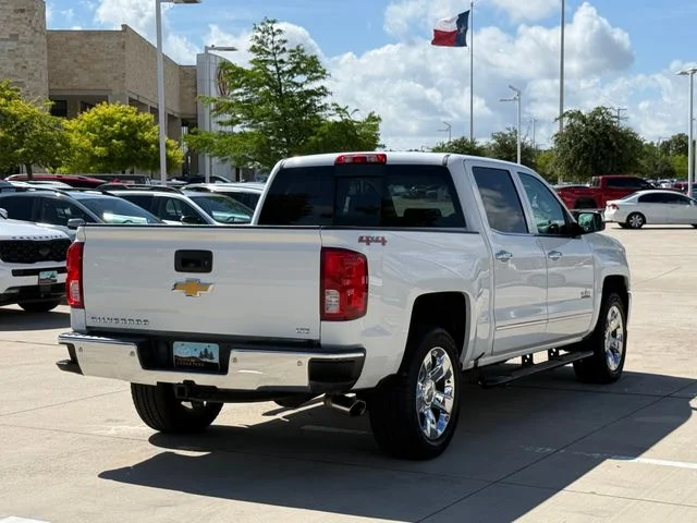2017 Chevrolet Silverado 1500 - Image 4