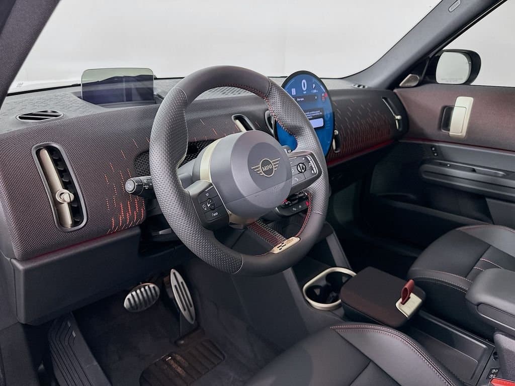 2026 MINI John Cooper Works Countryman - Image 9