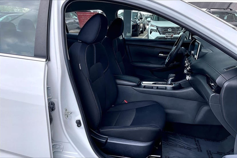 2024 Nissan Sentra - Image 9