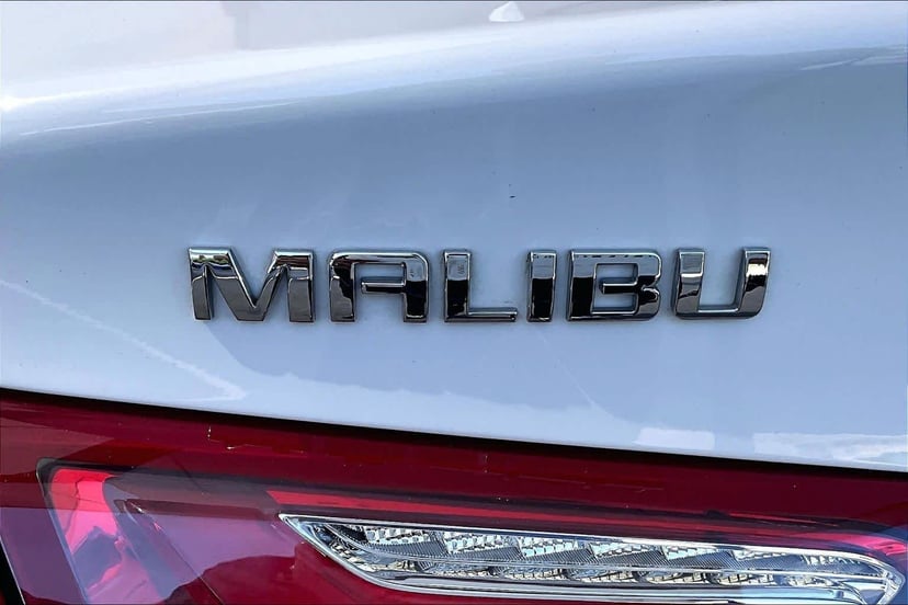2021 Chevrolet Malibu - Image 10