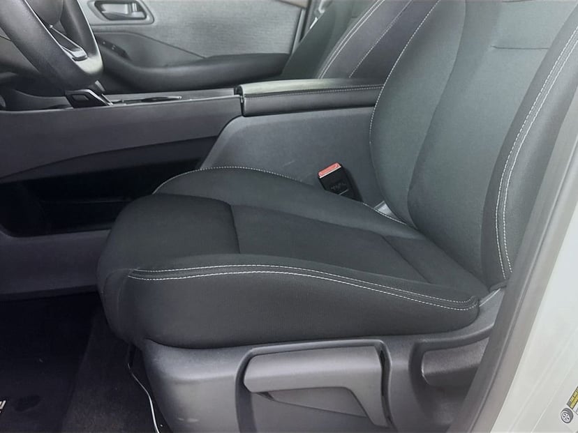 2023 Nissan Rogue - Image 23