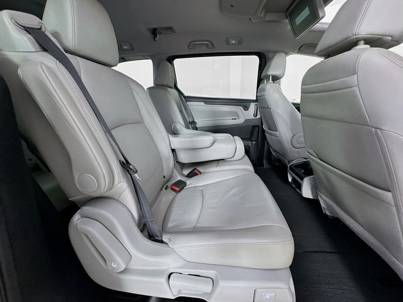 2018 Honda Odyssey - Image 40