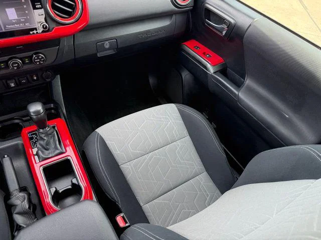 2020 Toyota Tacoma - Image 53