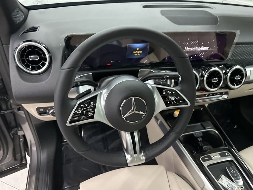 2026 Mercedes-Benz GLB - Image 42