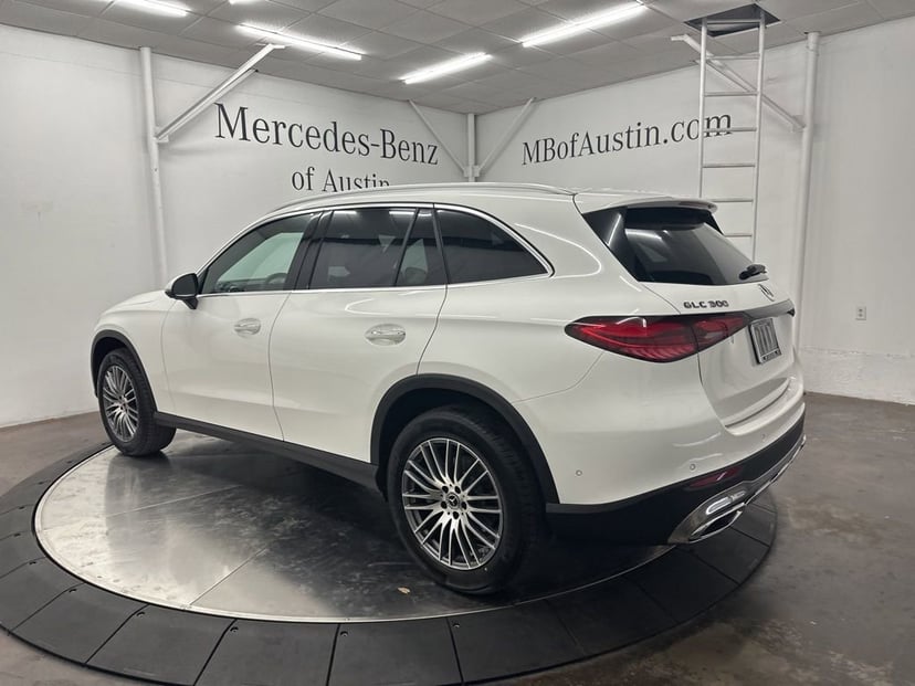 2026 Mercedes-Benz GLC - Image 36