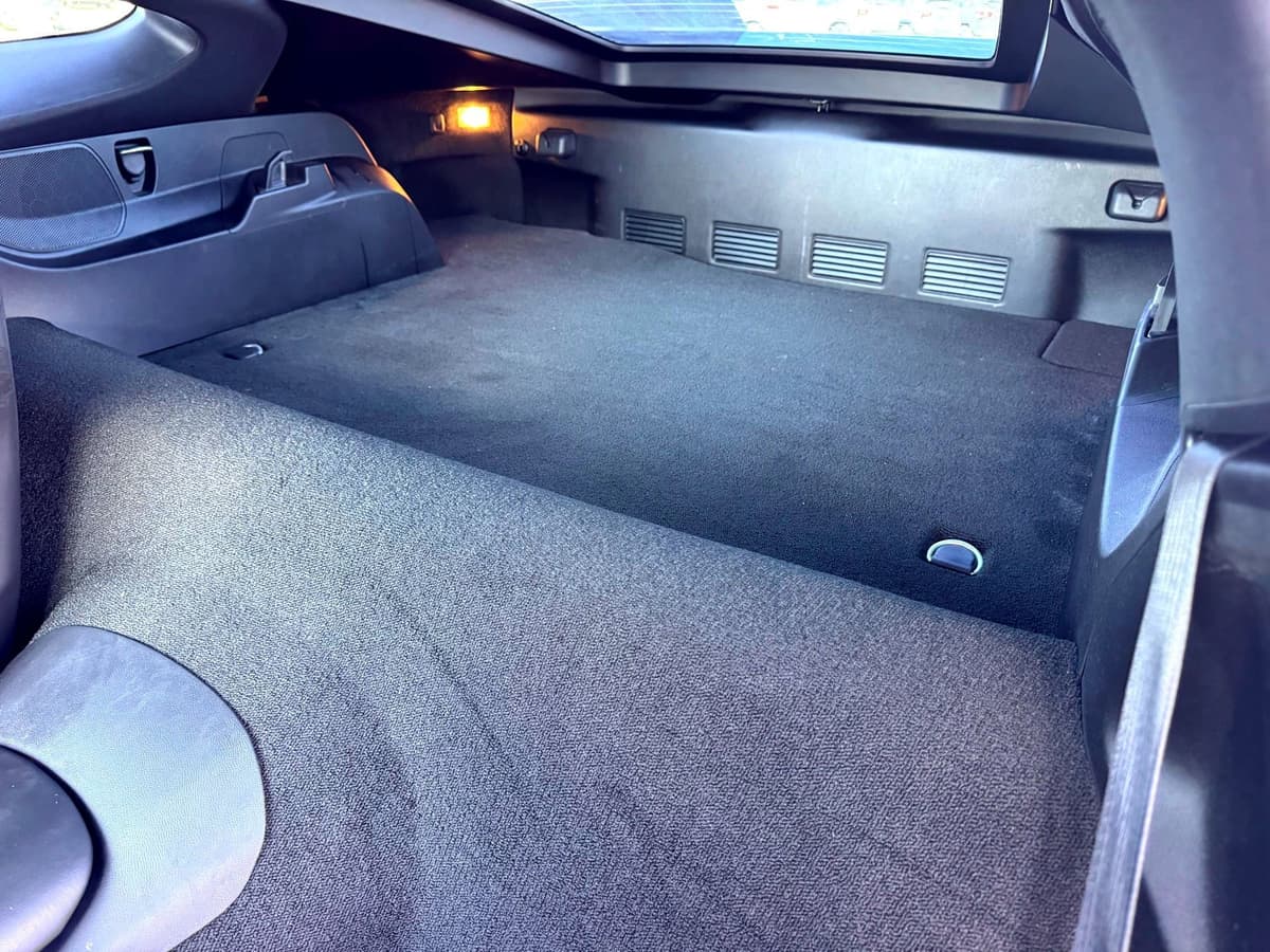 2019 Chevrolet Corvette - Image 23